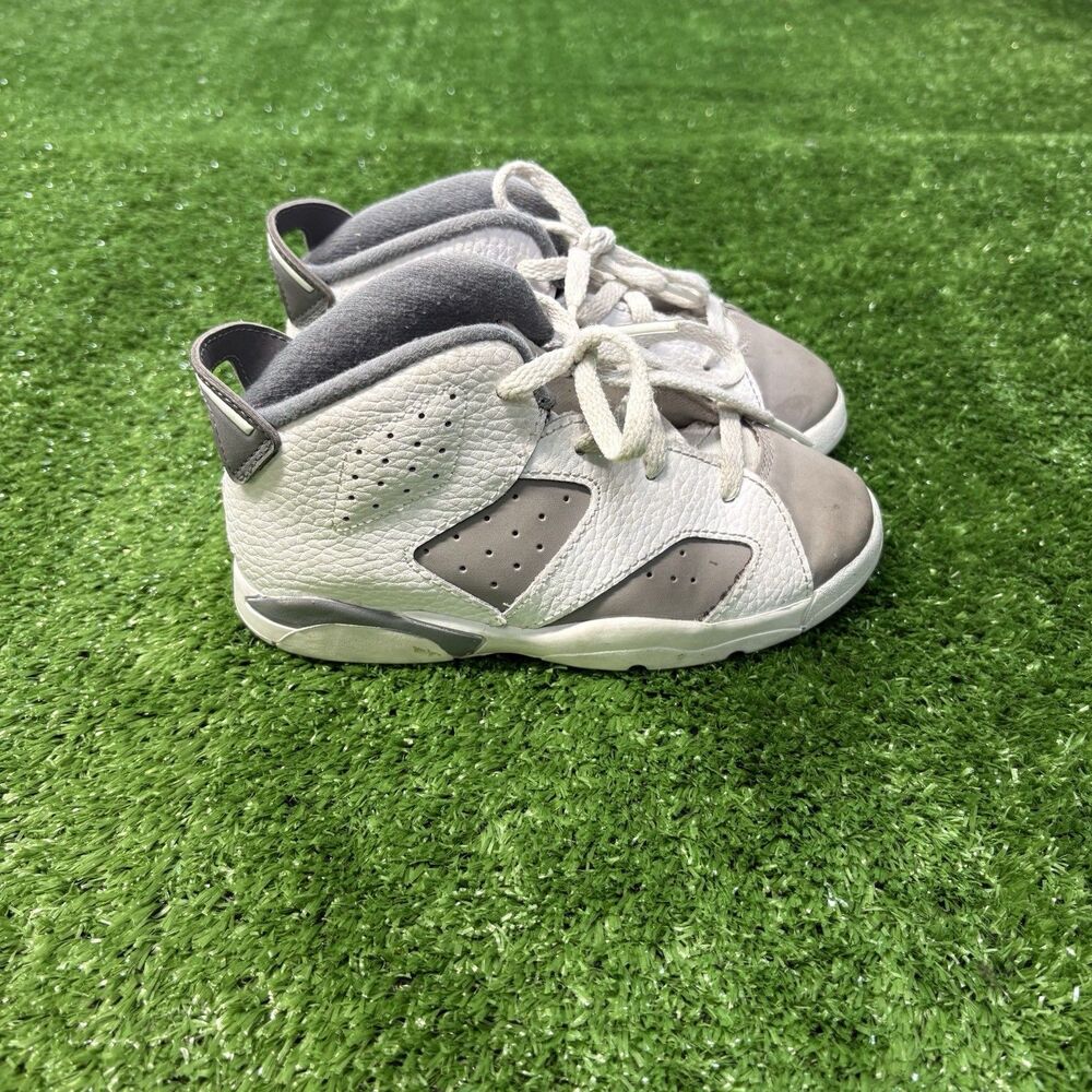 Authentic Nike Boys Air Jordan 6 Retro DV3606-100 White Gray Sneaker Shoes 10C
